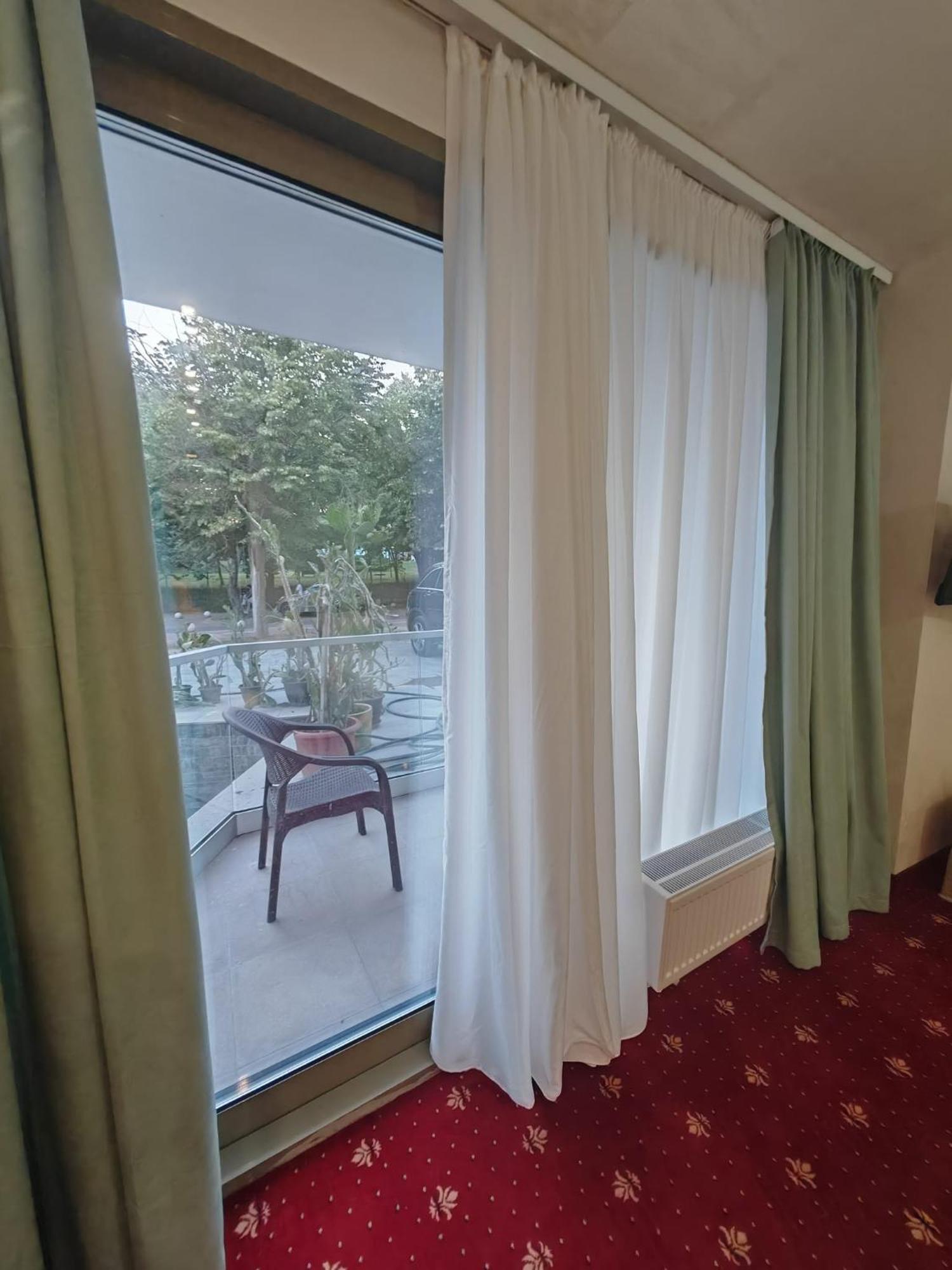 White Boutique Hotel- Эфорие Норд Экстерьер фото