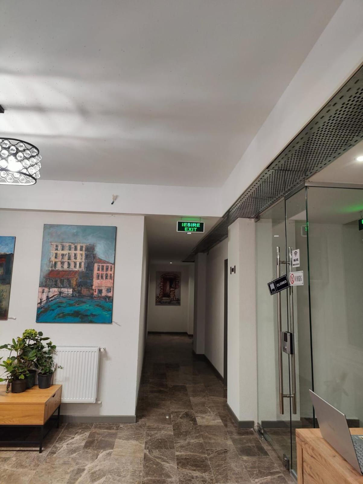 White Boutique Hotel- Эфорие Норд Экстерьер фото